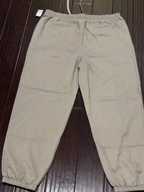 Women’s Casual Elastic-Waist Tan Pants